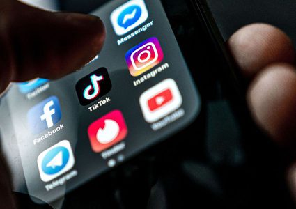 تطبيق التيك توك يشارك بياناتك أكتر من غيره