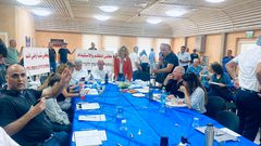 لجنة الدفاع عن أراضي "نحف" تقر سلسلة نشاطات مناهضة لمخطط سكة القطار