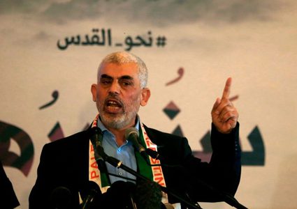 إسرائيل: خيار اغتيال السنوار والضيف لا يزال قائما