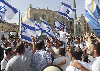 الاحتلال يقرر السماح لمسيرة الأعلام الاستفزازية بالمرور من البلدة القديمة بالقدس