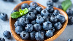 فوائد التُوت الأزرق: هل تجعله غذاءً خارقاً؟