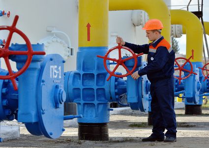 الاتحاد الأوروبي يعتزم استثمار 300 مليار يورو للاستغناء عن الوقود الروسي