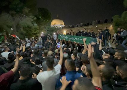 إسرائيل تفرج عن 11 من معتقلي جنازة الشريف بالقدس