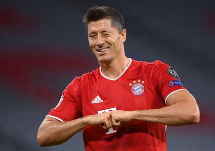 ليفاندوفسكي يتواصل مع تشافي.. وخطوة واحدة على حسم الصفقة