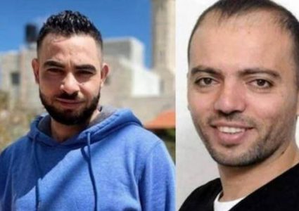 المعتقلان عواودة وريان يواصلان إضرابهما عن الطعام رفضا لاعتقالهما الإداري