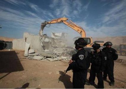 الاحتلال يخطر بوقف البناء في منزل بالخضر جنوب بيت لحم