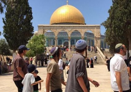 الإعلام العبري: محكمة الاحتلال تسمح بأداء طقوس "تلمودية" في المسجد الأقصى