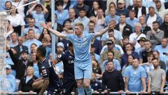 مانشستر سيتي يتوج بطلا للدوري الإنجليزي بـ "5 دقائق مثيرة"