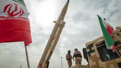 مصادر عبرية: جيش الاحتلال اشترى سفينتي إنزال قوات لاستخدامها ضد حزب الله