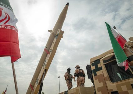 مصادر عبرية: جيش الاحتلال اشترى سفينتي إنزال قوات لاستخدامها ضد حزب الله