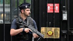 مقتل حارس أمن في سفارة قطر بباريس