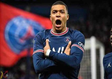 مبابي يكشف كواليس التجديد رفقة الخليفي