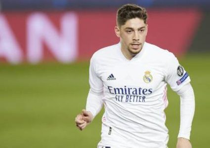 نجم ريال مدريد: صلاح لم يحترمنا وسنرد عليه في الملعب