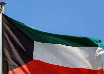 الكويت تطلق منصة "تيسير" لتعيين "البدون" مكان العمالة الوافدة في القطاع الخاص