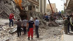 إيران: 10 قتلى في انهيار مبنى في آبادان