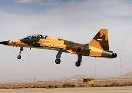 مقتل طيارين بتحطم مقاتلة إيرانية قرب أصفهان