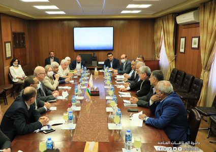 النجاح  تستضيف وفداً من صندوق المنح للطلبة الفلسطينيين PSSF