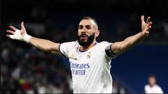بنزيما لاعب الموسم في ريال مدريد