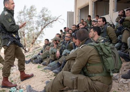 الكشف عن حدث في إحدى قواعد "جيش الحتلال" بالضفة