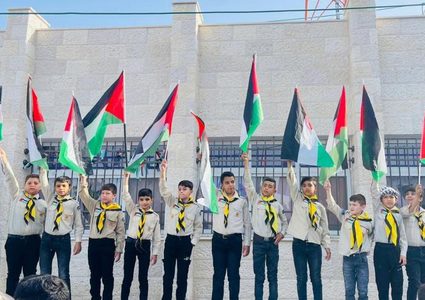 مدارس الوطن كافة ترفع العلم الفلسطيني وفاءً للقدس