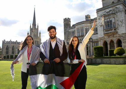 فريق Green Gold من جامعة النجاح يفوز في نهائيات مسابقة Hult Prize العالمية