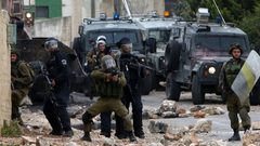 ثلاث اصابات بينها حالة خطيرة خلال اقتحام قوات الاحتلال مخيم الدهيشة