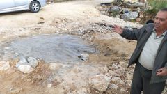 الاحتلال يردم بئر مياه في راس عطية جنوب قلقيلية