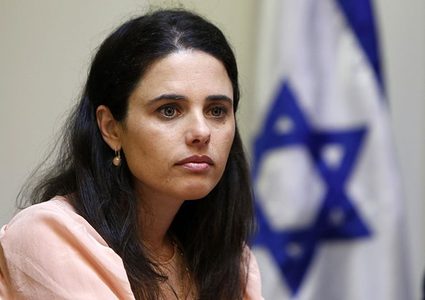 شاكيد: تشكيل فريق لبحث تغيير إجراءات تشغيل عمال البناء الفلسطينيين