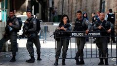 الاحتلال يفرض الحبس المنزلي وغرامة مالية على شاب مقدسي