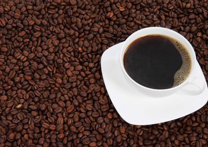 شرب القهوة يطيل العمر.. كيف؟