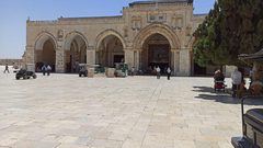 صور من المسجد الأقصى المبارك