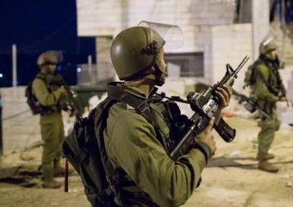 إصابة شاب في الوجه خلال تصدي أهالي النبي صالح لهجوم مستوطنين