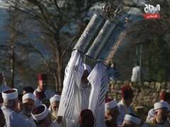 السامريون الفلسطينيون يحجون إلى قمة "جرزيم" في نابلس احتفالاً بعيد "الحصاد"