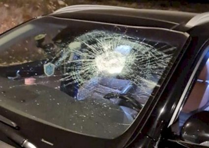 مستوطنون يرشقون مركبات المواطنين بالحجارة في الأغوار