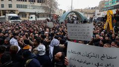 فعاليات احتجاجية ضد الغلاء وارتفاع الأسعار وسط الخليل