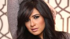 ياسمين عبدالعزيز تخضع لجراحة دقيقة بسويسرا