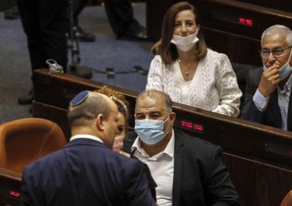 غنايم وزعبي يعترفان بعدم تجاوب الحكومة لمطالب لصالح فلسطينيي الداخل