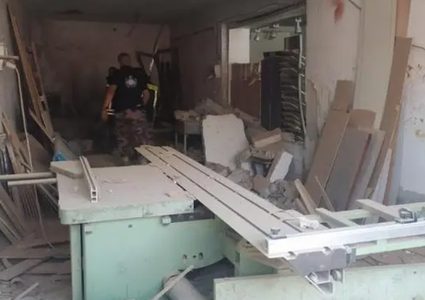 الشرطة: انفجار داخل منجرة في بيتونيا