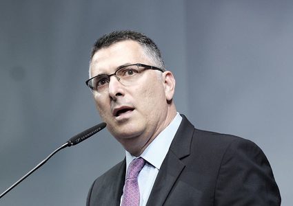 ساعر يهاجم حزب منصور عباس وميرتس