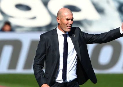 ماكرون يريد عودة زيدان إلى الدوري الفرنسي