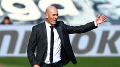 ماكرون يريد عودة زيدان إلى الدوري الفرنسي