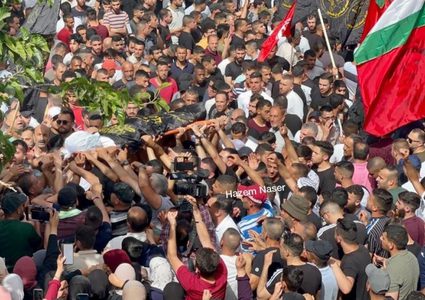 جماهير غفيرة تشيّع جثمان الشهيد سميح عمرانة في يعبد