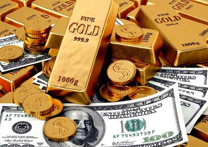 توقعات تسريع رفع الفائدة الأميركية تهبط بالذهب وتصعد بالدولار