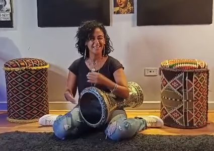 "الطبلة" تُحسن سلوك المصابين بالتوحد في 8 أسابيع