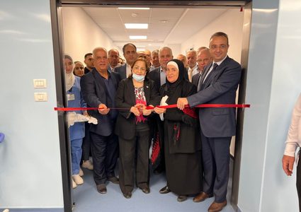 وزيرة الصحة تفتتح قسم القسطرة المركزي بالمستشفى الأهلي في الخليل