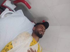 إصابة 3 صيادين برصاص معدني مغلف بالمطاط؛ جراء اعتداء زوارق الاحتلال عليهم في بحر الشمال وتدمير محرك قارب الصياد حسام محمد بكر