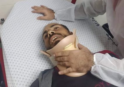 إصابة 3 صيادين برصاص معدني مغلف بالمطاط؛ جراء اعتداء زوارق الاحتلال عليهم في بحر الشمال وتدمير محرك قارب الصياد حسام محمد بكر