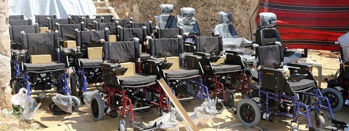 أريحا: البدء بتوزيع 100 كرسي متحرك لذوي الاحتياجات الخاصة