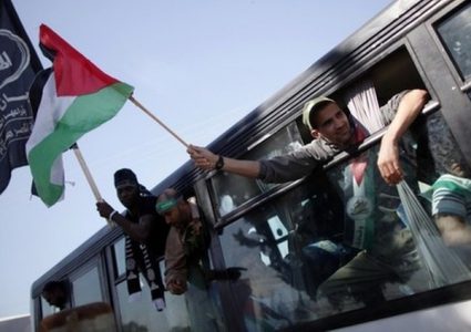 أسرى صفقة "وفاء الأحرار" يعلنون عزمهم بدء إضراب مفتوح عن الطعام