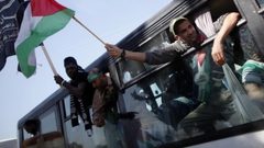 أسرى صفقة "وفاء الأحرار" يعلنون عزمهم بدء إضراب مفتوح عن الطعام